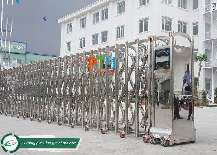 CỔNG XẾP INOX PT-01 CỔNG XẾP INOX PT-01