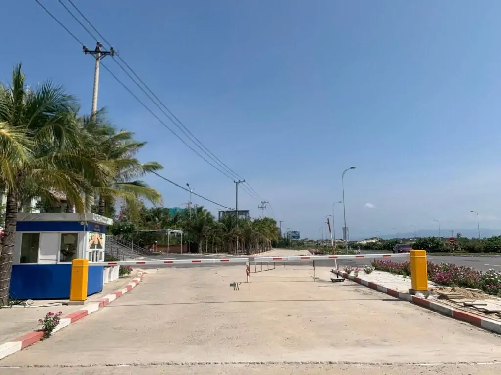 Lắp đặt barie tự động tại Cam Ranh Nha Trang giá rẻ