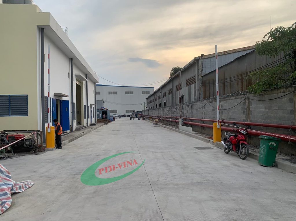 Hình ảnh hoạt động trong trạng thái barie đang mở Hình ảnh hoạt động trong trạng thái barie đang mở