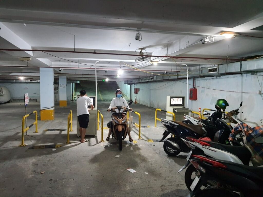 Hệ thống giữ xe thông minh tại đại học Nha Trang Hệ thống giữ xe thông minh tại đại học Nha Trang