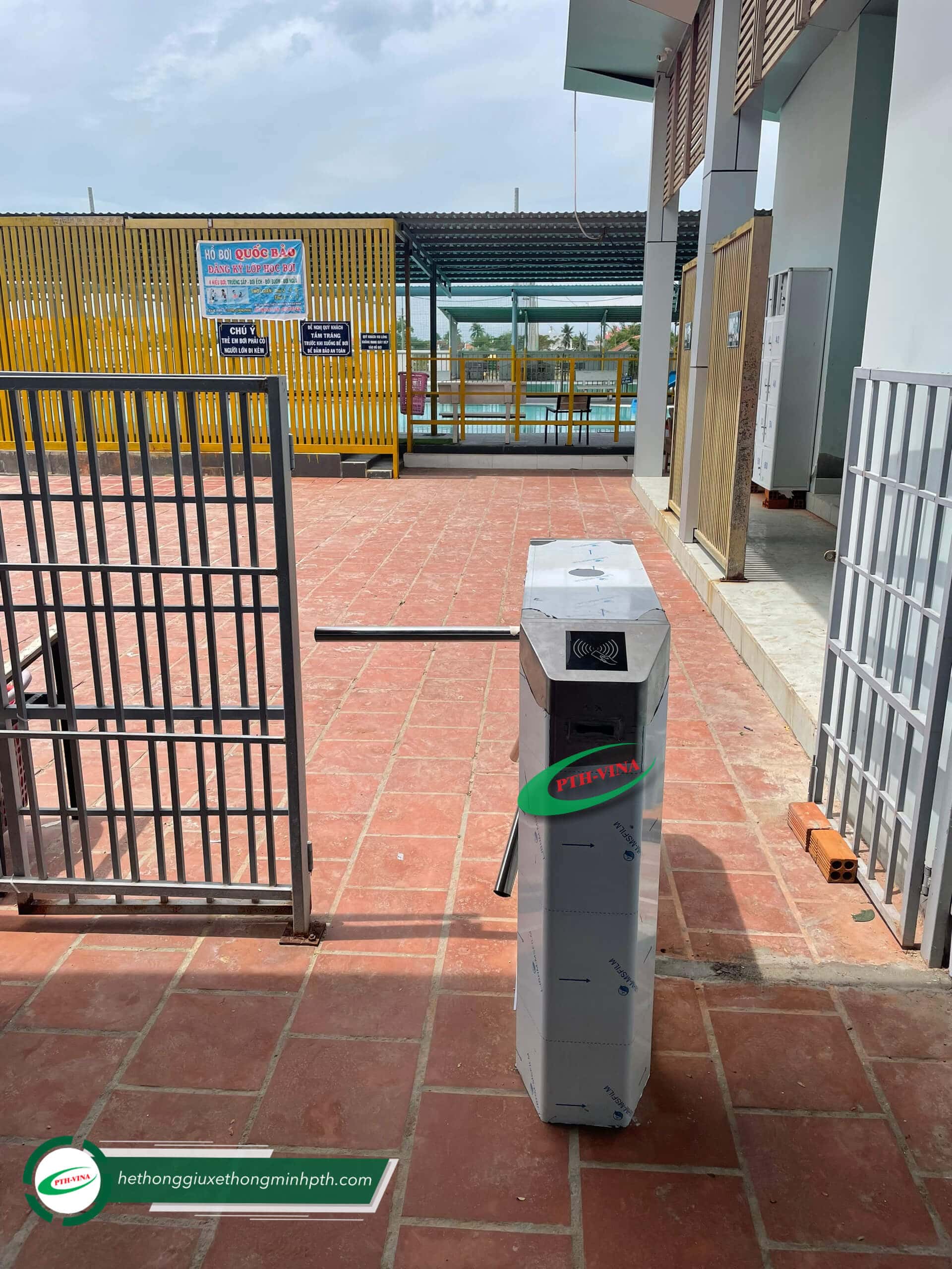 lap dat tripod kiem soat ve ho boi tai khanh hoa 2