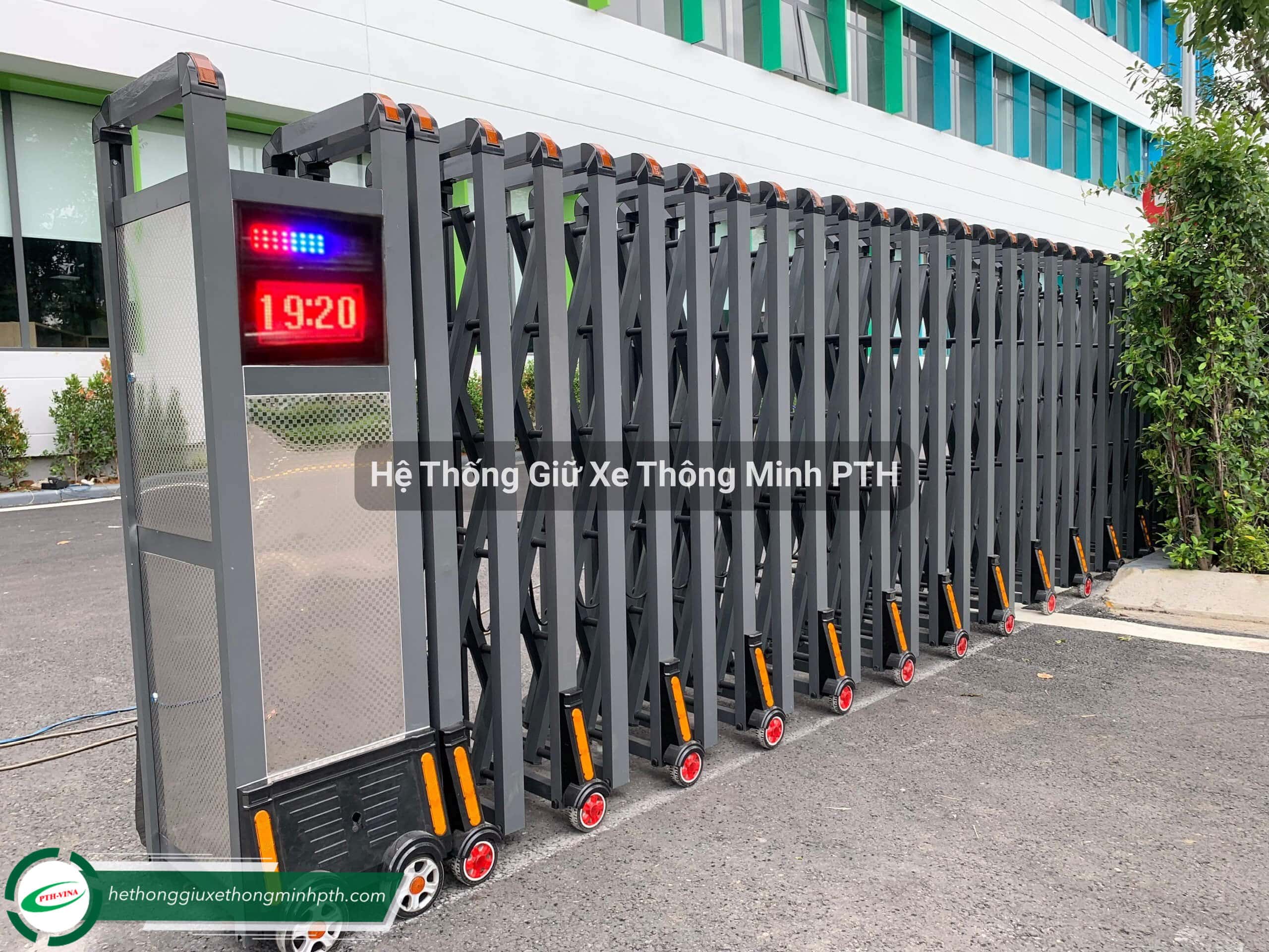 Cổng Xếp Sắt tại Tây Ninh Cổng Xếp Sắt tại Tây Ninh