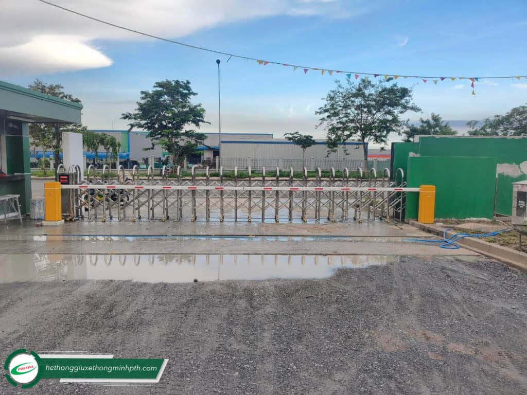 Lắp đặt cổng xếp và barie tự động tại Nhơn Trạch, Đồng Nai 8 lap dat cong xep va barie tu dong tai nhon trach dong nai