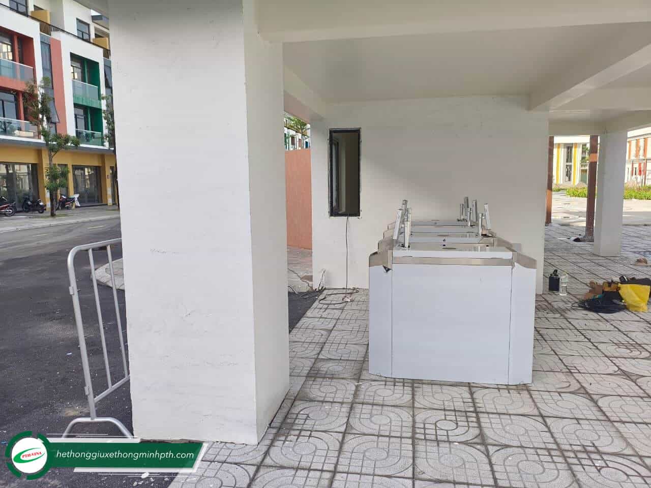Lắp đặt Flap Barrier kết hợp máy nhận diện khuôn mặt Face ID tại Phú Quốc Lắp đặt Flap Barrier kết hợp máy nhận diện khuôn mặt Face ID tại Phú Quốc