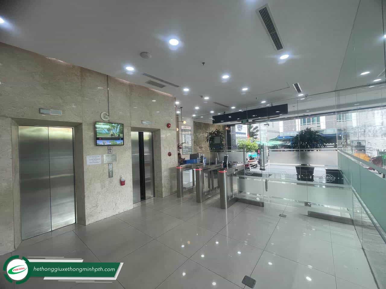 Lắp Đặt Swing Barrier Kết Hợp Face ID Tại Phú Nhuận Lắp Đặt Swing Barrier Kết Hợp Face ID Tại Phú Nhuận